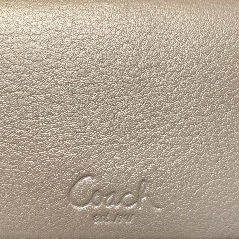 Authentic Coach wallet - Picture 2 of 4